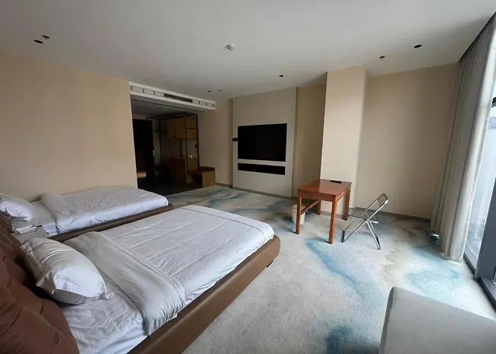 Jiangnan International 4*