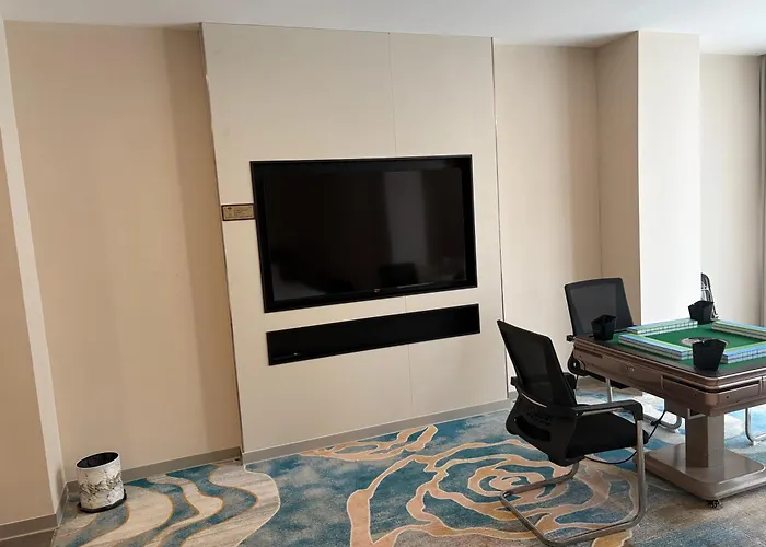 فندق Jiangnan International 4*